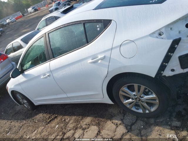 5NPD84LF8JH301816 Hyundai ELANTRA SEL