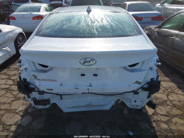 5NPD84LF8JH301816 Hyundai ELANTRA SEL