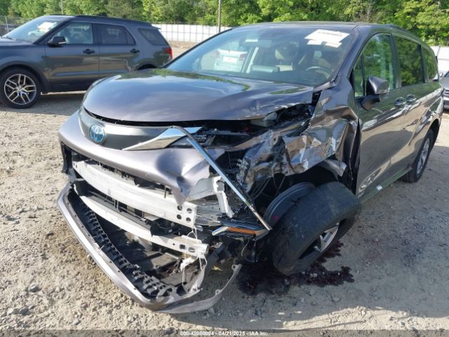 5TDYRKEC0MS007394 Toyota SIENNA XLE