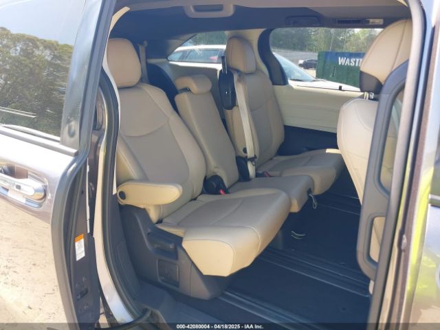 5TDYRKEC0MS007394 Toyota SIENNA XLE