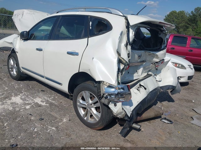 JN8AS5MT6FW668637 Nissan Rogue Select S