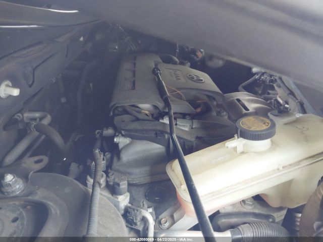 2T3BFREV5FW277862 Toyota RAV4 LE