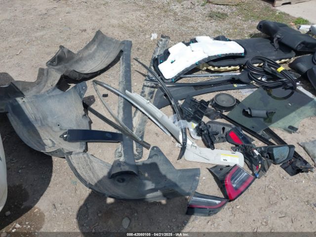 5YJ3E1EB4JF072630 Tesla 2018