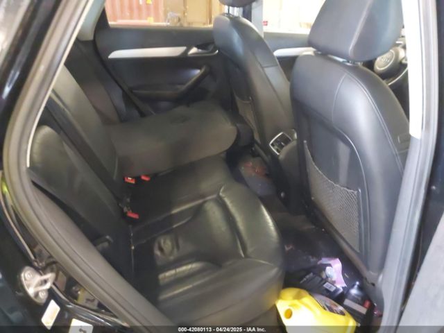 WA1ECCFS3HR015665 Audi Q3 2.0t Premium