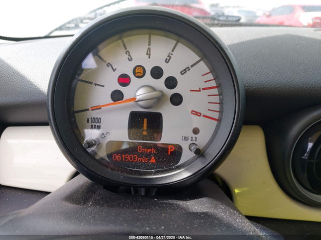 2014 MINI COOPER CLUBMAN WMWZG3C57ET800602 Photo 6