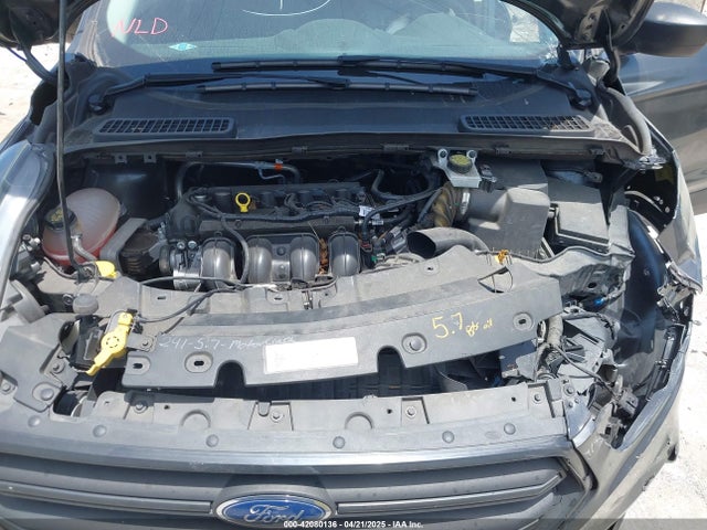 1FMCU0F7XJUA16377 Ford ESCAPE S