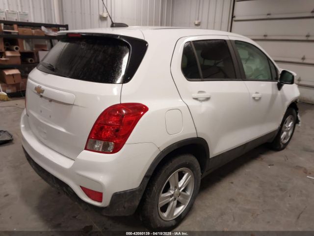 KL7CJKSB0LB318257 Chevrolet Trax Fwd Ls