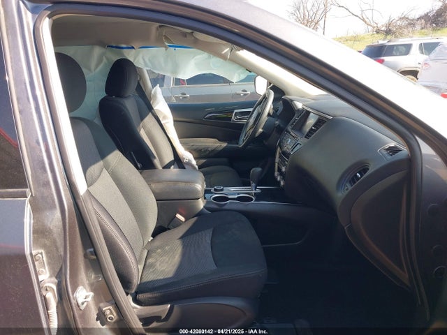 5N1DR2MM8KC588632 Nissan Pathfinder S