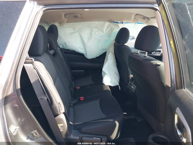 5N1DR2MM8KC588632 Nissan Pathfinder S