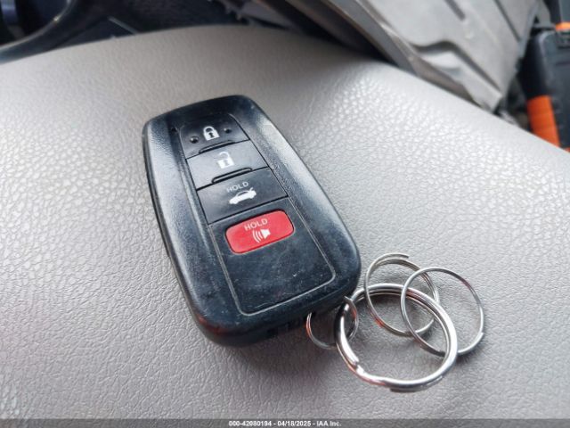 4T1B31HK5KU008811 Toyota Camry Hybrid Le