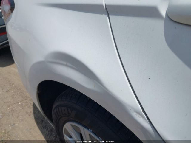 4T1B31HK5KU008811 Toyota Camry Hybrid Le