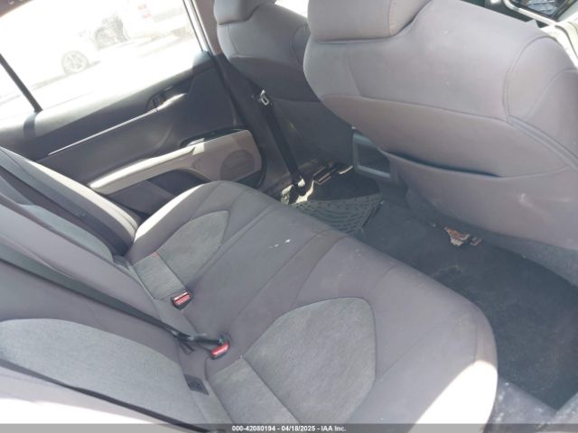 4T1B31HK5KU008811 Toyota Camry Hybrid Le