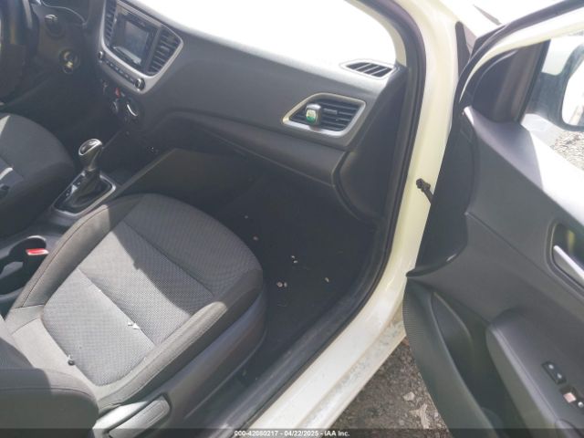 3KPC24A6XME131256 Hyundai ACCENT SE