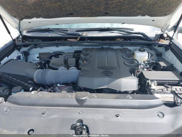 2023 TOYOTA 4RUNNER JTEKU5JR9P6167936 Photo 9