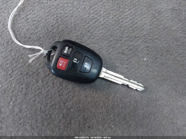 4T4BF1FK4FR462831 Toyota CAMRY LE