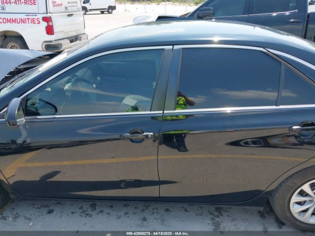 4T4BF1FK4FR462831 Toyota CAMRY LE