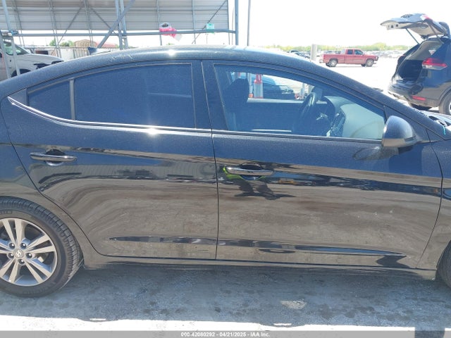 5NPD84LF2JH236591 Hyundai ELANTRA SEL