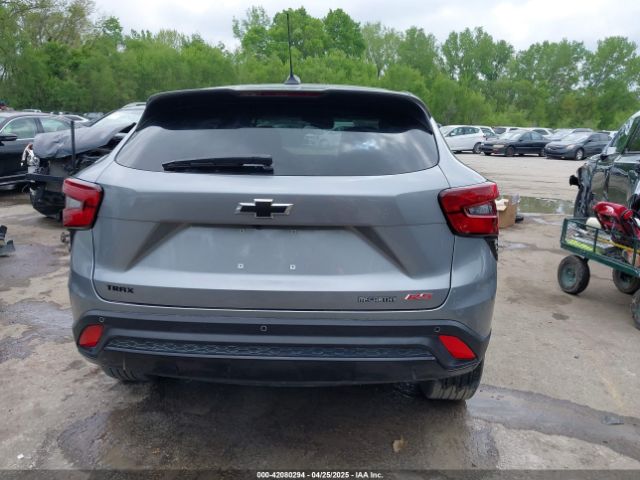 KL77LGEP2SC010631 Chevrolet Trax Fwd 1rs