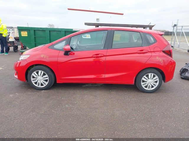 JHMGK5H52GX030560 Honda FIT LX