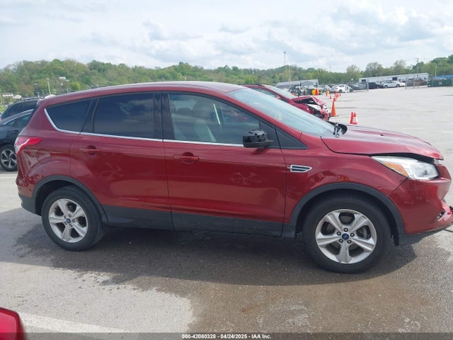 1FMCU0GX6GUB62184 Ford ESCAPE SE