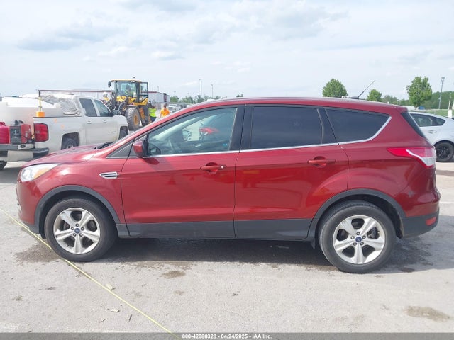 1FMCU0GX6GUB62184 Ford ESCAPE SE