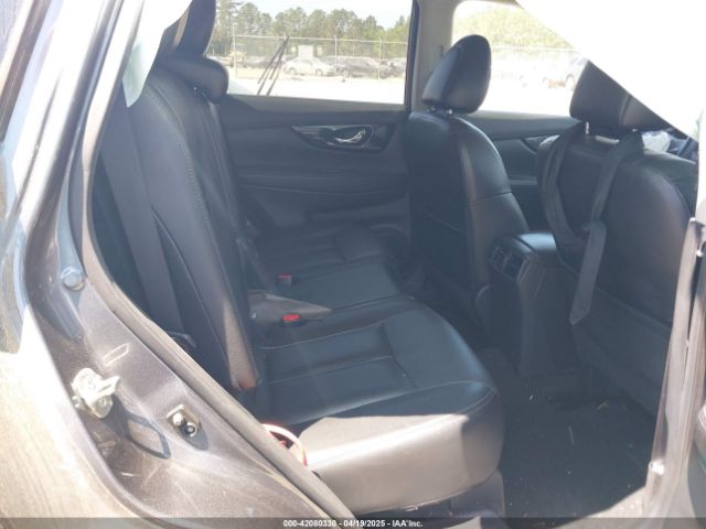 2017 NISSAN ROGUE 5N1AT2MT0HC884605 Photo 7