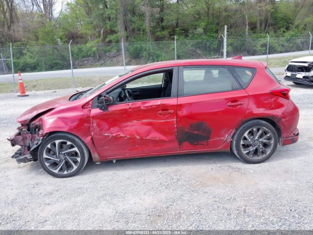 JTNKARJE7JJ573943 Toyota COROLLA IM