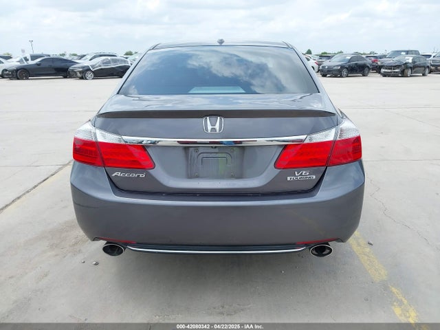 Honda Accord Touring 2014 1HGCR3F98EA006786 Image 16