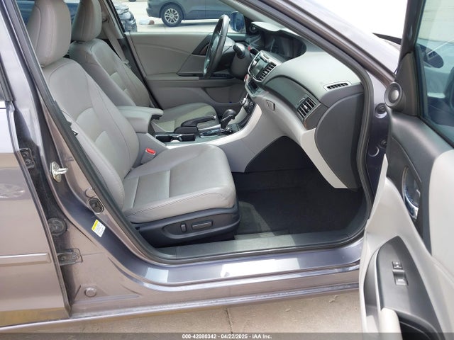 Honda Accord Touring 2014 1HGCR3F98EA006786 Image 5