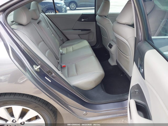 Honda Accord Touring 2014 1HGCR3F98EA006786 Image 8