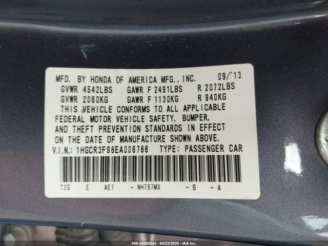 Honda Accord Touring 2014 1HGCR3F98EA006786 Image 9