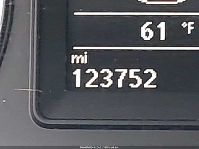 WVGBV7AXXFW501624 Volkswagen TIGUAN S