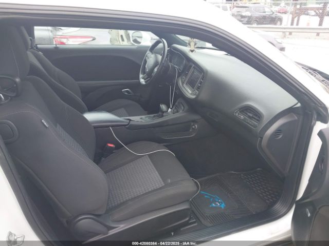 2C3CDZAG6PH524779 Dodge Challenger Sxt