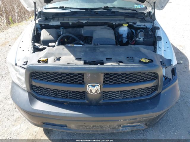 1C6RR6FG0NS229625 RAM 1500 Classic Tradesman  4x2 6'4 Box