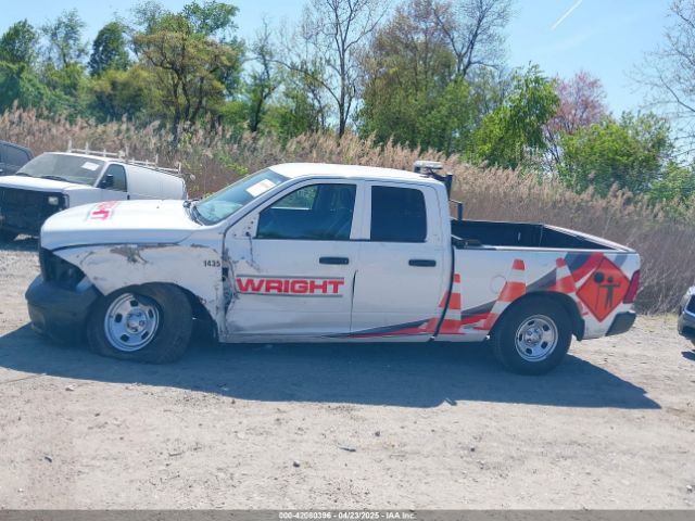 1C6RR6FG0NS229625 RAM 1500 Classic Tradesman  4x2 6'4 Box