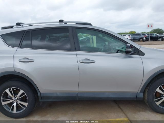 2T3WFREV3HW321796 Toyota Rav4 Xle