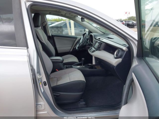 2T3WFREV3HW321796 Toyota Rav4 Xle