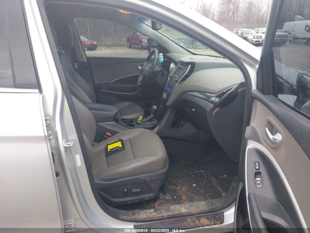 5XYZU3LB0GG327660 Hyundai Santa Fe Sport 2.4l