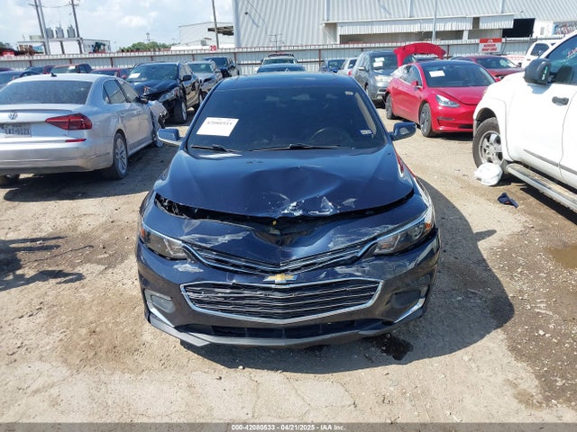 1G1ZE5ST1HF118637 Chevrolet MALIBU 1LT