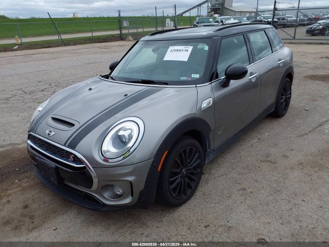 2018 MINI CLUBMAN WMWLU5C54J2G03108 Photo 1