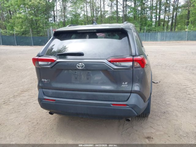 2T3F1RFV4LW104294 Toyota RAV4 LE