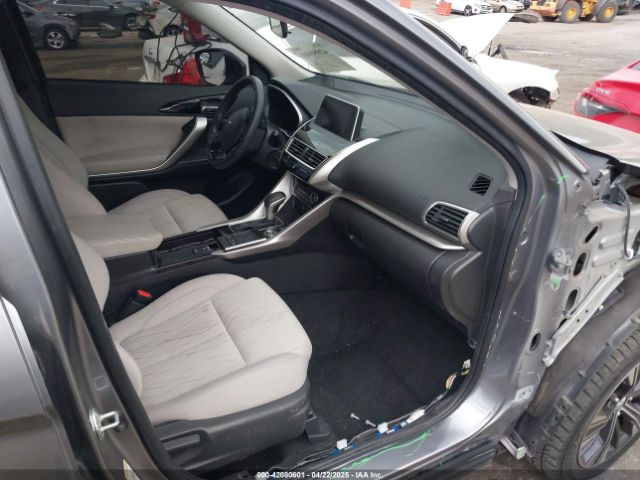 2018 MITSUBISHI ECLIPSE CROSS JA4AT5AA1JZ069660 Photo 4