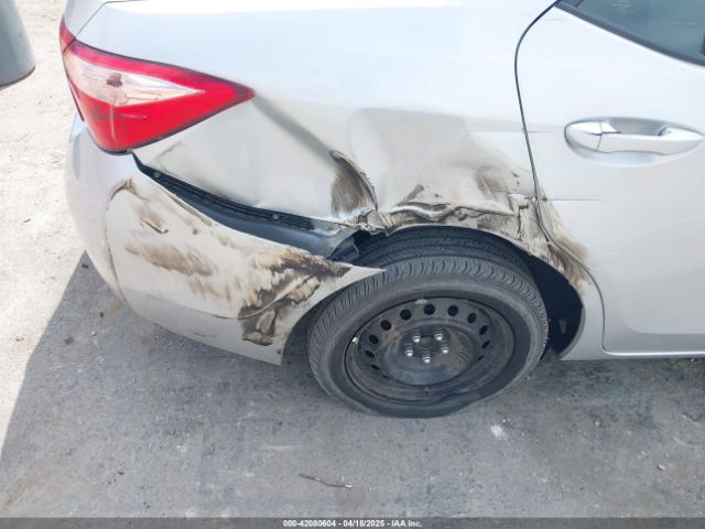 5YFBURHE7JP840608 Toyota COROLLA LE