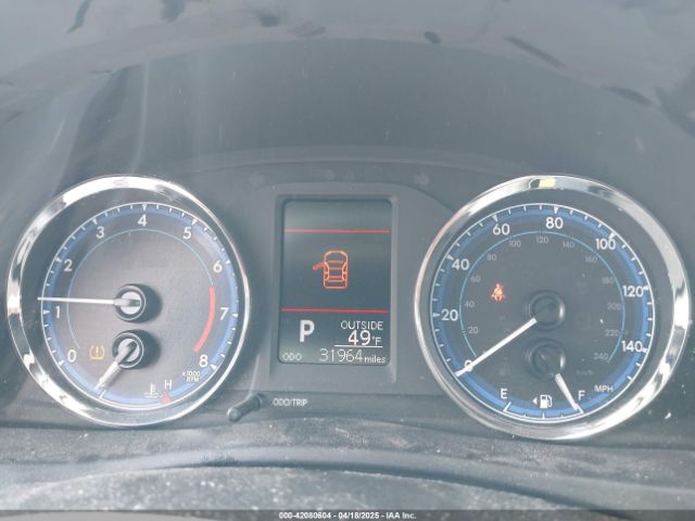 5YFBURHE7JP840608 Toyota COROLLA LE