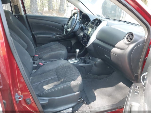 3N1CN7AP8HL811419 Nissan Versa 1.6 Sv