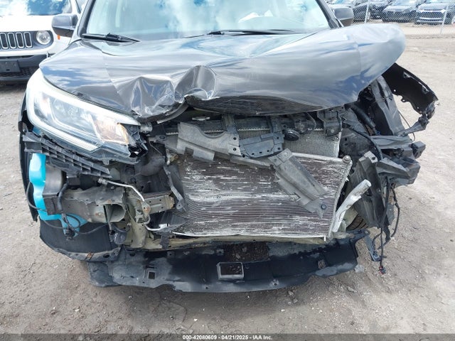 5J6RM4H38FL107851 Honda CR-V LX