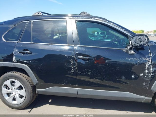 2T3H1RFV2MC134521 Toyota RAV4 LE
