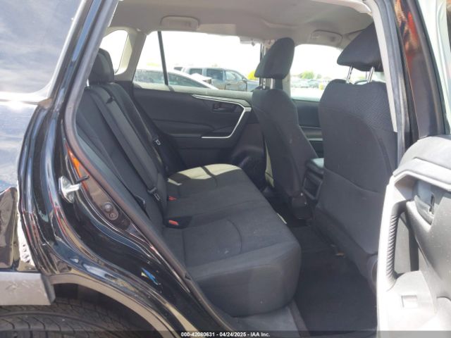 2T3H1RFV2MC134521 Toyota RAV4 LE