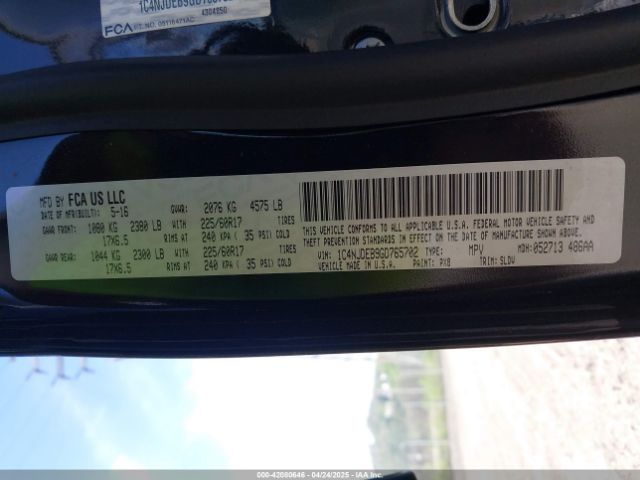1C4NJDEB9GD765702 Jeep Compass High Altitude Edition