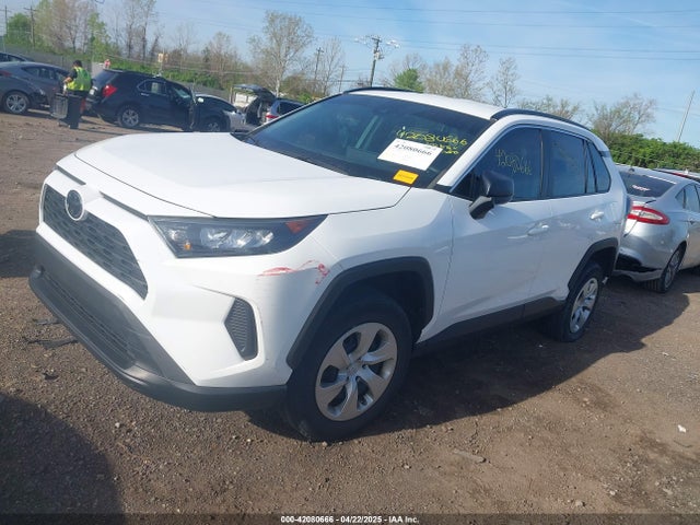 2T3F1RFV0MC194739 Toyota RAV4 LE